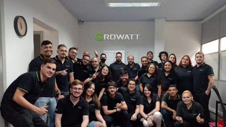 Growatt-amplia-suporte-tecnico-com-base-em-Sao-Paulo