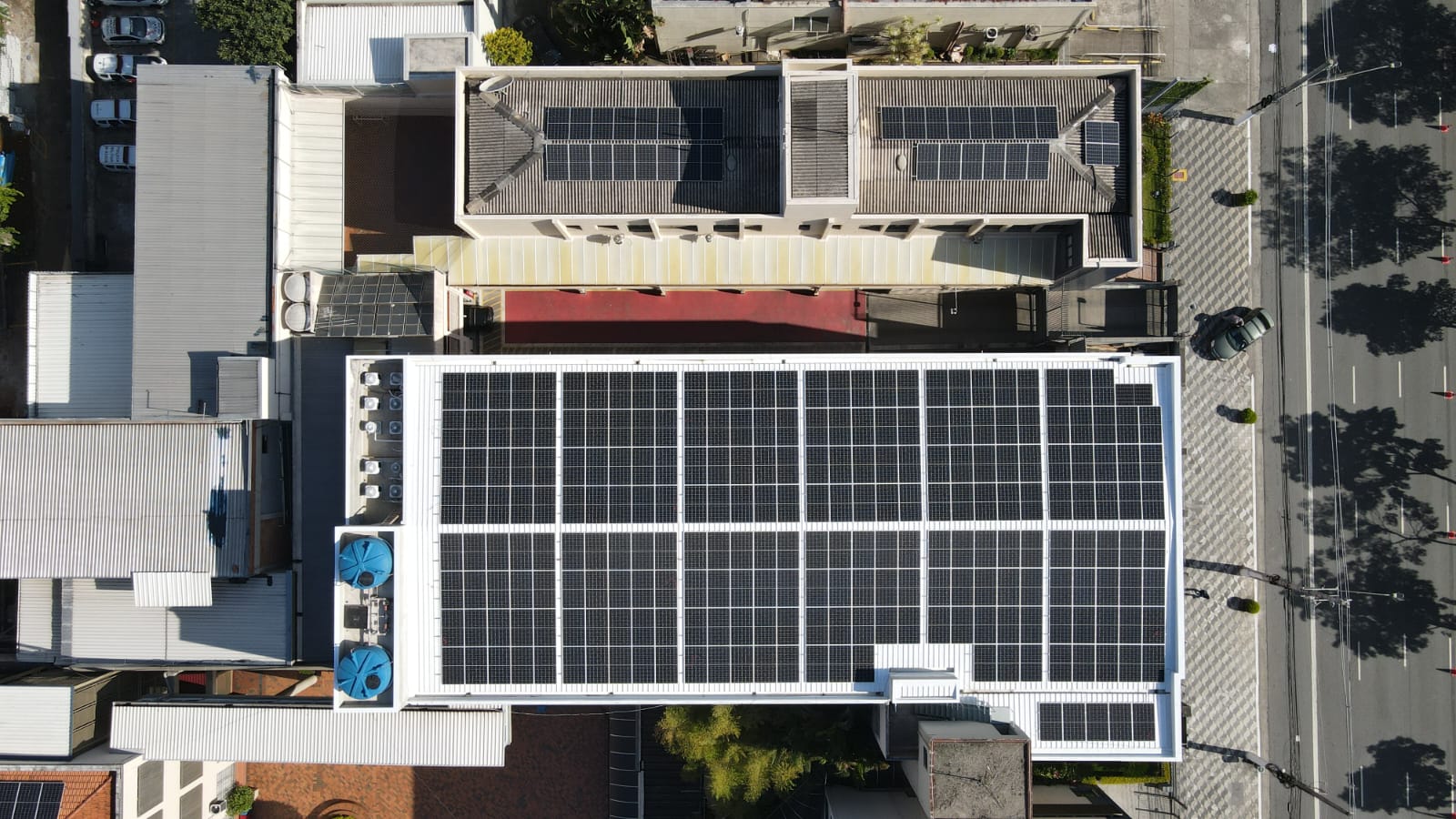 SFX Solar vence Jinko Solar Awards