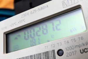 medidor elétrico de kilowatts por hora (kWh)